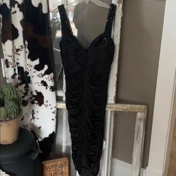 JS Boutique Dress - Picture 4 of 5